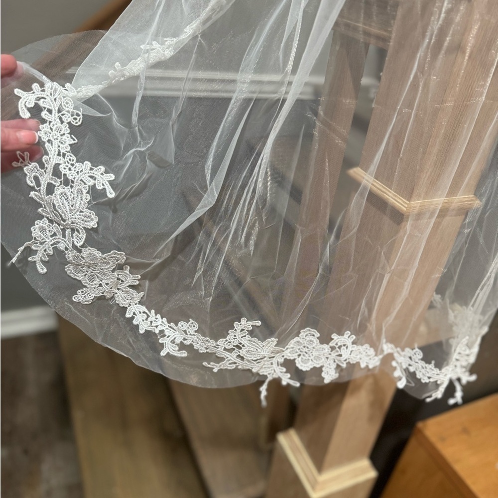 Veil​​ - Picture 4 of 10
